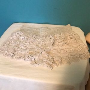 Jolt Off-White Stretchy Lacy Shorts